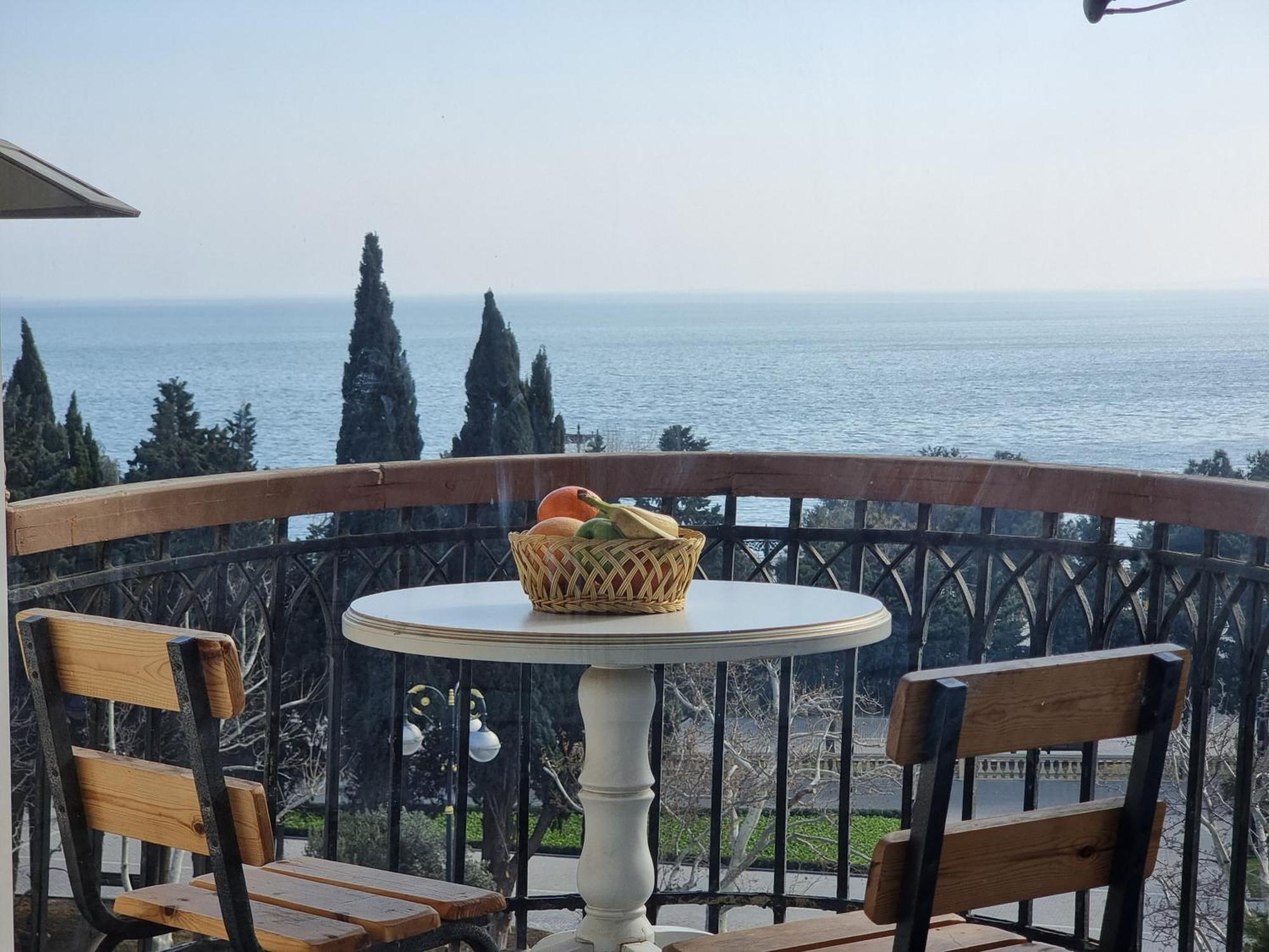 Maiden Sea View By Bakuapart